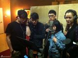 组图：好声音那英学员首聚 录制班歌《小二班》