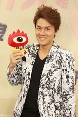 组图：吴克羣做客新浪畅聊《全能星战》