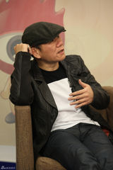 组图：赵传聊新专辑 坦言曾想退出歌坛做幕后