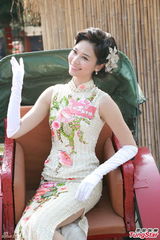 组图：郭羡妮助阵新剧宣传自曝有意再生宝宝