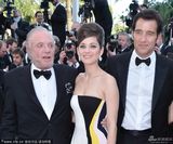 组图：《血缘》首映 歌迪亚霸气长裙艳压群芳