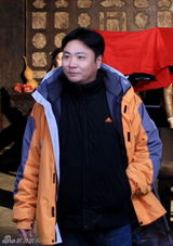 幻灯图：电影《绝恋》开机 杨子携黄圣依李曼亮相