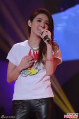 组图：谭咏麟新歌获赞 阿Sa(蔡卓妍)事前不知阿娇(钟欣桐)改名