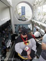 幻灯图集：动漫展第二天花絮 粉丝强大COSPLAY显眼