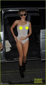 Lady Gaga全透明高开叉连体衣[15\/21]组图:La