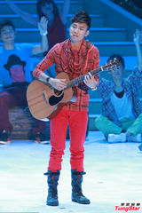 组图：国庆晚会香港举行众星献唱