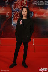 组图：传林峰不续约与TVB交恶 许廷铿有望上位