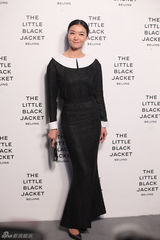 组图：拉格斐开摄影展 章子怡周迅等亮相