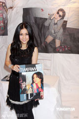 幻灯图集：谢安琪发唯美写真 称对不实报道追究责任