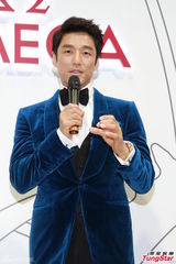 组图：池珍熙被香港物价吓怕 与学友杨紫琼饭聚