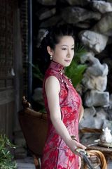 高清图：《金陵秘事》秦海璐演越剧名伶风情万种