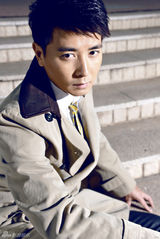 高清：保剑锋最新冬日写真 上演熟男诱惑