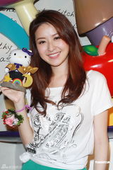 组图：徐淑敏过寿增肥 老公误以为再怀孕