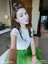 组图：郭美美办奢华派对晒性感比基尼照