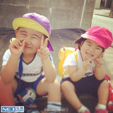 组图：曝日本喜感兄妹二人组 傻笑丑萌很纯真