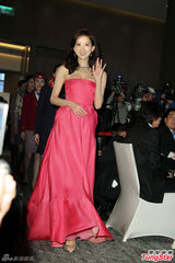 组图：林志玲出席活动 承认言承旭是重要的人