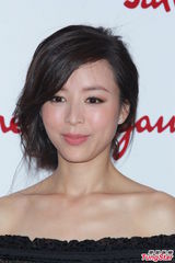 组图：张静初任贤齐等优雅亮相品牌活动