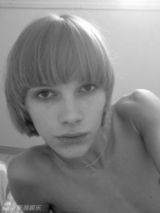 组图：乌克兰妖孽男模斯蒂夫写真雌雄同体