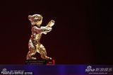 《音乐盒》首映礼 斯塔尔获授“终身成就奖”奖杯