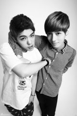 组图：男团M4M拍摄时尚写真 显纯真可爱范儿