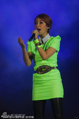 组图：宋祖英刘欢晚会同台飙歌展风采