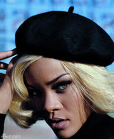 组图：蕾哈娜登《Vogue》 金色短发演绎复古情怀