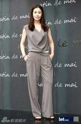 组图：韩星李泰兰尹素怡等出席某服饰品牌T台秀