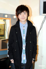 组图：周丽淇等众明星为《YES 20音乐会》献唱