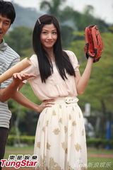 组图：李李仁获奖不加价 平常心看待扛收视