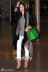 组图：全智贤结束中国行返韩 朴诗妍赴美拍写真