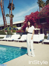 组图：金荷娜奢华度假风写真 尽显优雅女人味