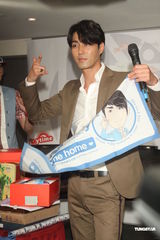 组图：车胜元台湾举行粉丝会 称最佳爱情是家人