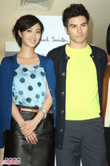 组图：桂纶镁开心角逐金马奖 视郝蕾为偶像