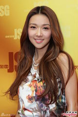 组图：薛凯琪否认与无线不和 愿各台互相爱护