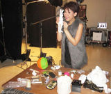 组图：郑欣宜即将推首张大碟 邀亲友见证“大日子”