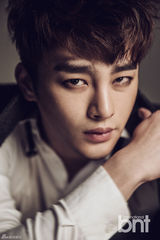 高清组图：徐仁国拍时尚写真 冷酷眼神魅力十足