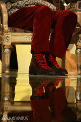 幻灯图集：赵本山张艺谋聊昨天今天明天