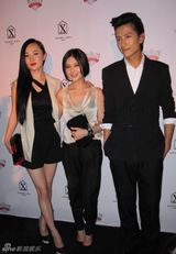 组图：张峻宁演绎男子着装三部曲 从粗犷到复古