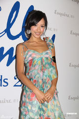 组图：刘心悠蒋怡短裙清爽 梁汉文罗仲谦展型男魅力