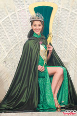 组图：港姐陈凯琳成双料华姐 佳丽泳装薄纱靓眼