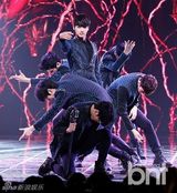 组图：SISTAR孝琳下衣失踪似没穿 EXO白衣纯情