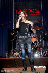 幻灯图：林晓培发专辑劲装亮相 劲歌热舞激情四射