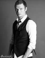 组图：后街男孩来华巡演 五子合体帅气依旧