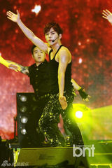 组图：INFINITE首尔举办世界巡回演唱会