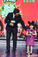 组图：林志颖力挺好友 不信张亮“耍大牌”