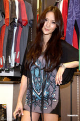 组图：萧敬腾首拍电影很享受 被网友山寨照片很淡定