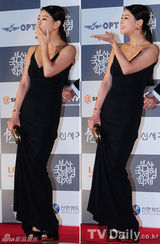 组图：韩国男女影星盛装参加釜山国际电影节