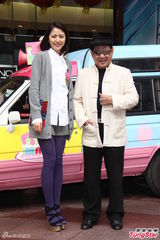 组图：蓝正龙新剧开播 为收视要求长泽雅美脱衣