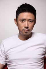 高清组图：高鑫生活写真 变身后现代都市型男