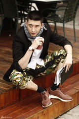 组图：宋珉宇休闲写真 自信豁达魅力十足